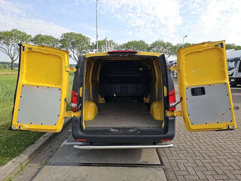 Pieni pakettiauto, Sähköpakettiauto Mercedes-Benz eVito  L2 ac automaat EURO6: kuva Pieni pakettiauto, Sähköpakettiauto Mercedes-Benz eVito  L2 ac automaat EURO6