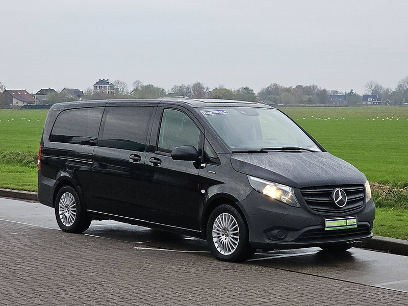 Mercedes-Benz eVito Tourer129 XXL 9p - Minibussi, Sähköbussi: kuva Mercedes-Benz eVito Tourer129 XXL 9p - Minibussi, Sähköbussi Mercedes-Benz eVito Tourer129 XXL 9p - Minibussi, Sähköbussi: kuva Mercedes-Benz eVito Tourer129 XXL 9p - Minibussi, Sähköbussi
