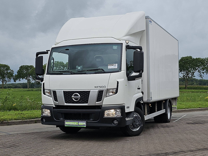 Nissan NT500 ac 3.0 EURO6 - Jakeluauto: kuva Nissan NT500 ac 3.0 EURO6 - Jakeluauto Nissan NT500 ac 3.0 EURO6 - Jakeluauto: kuva Nissan NT500 ac 3.0 EURO6 - Jakeluauto