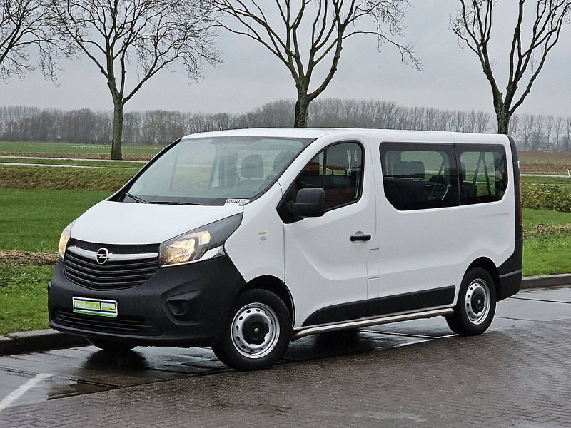 Opel Vivaro 1.6 L1 Combi 9p Airco - Minibussi, Pikkubussi: kuva Opel Vivaro 1.6 L1 Combi 9p Airco - Minibussi, Pikkubussi Opel Vivaro 1.6 L1 Combi 9p Airco - Minibussi, Pikkubussi: kuva Opel Vivaro 1.6 L1 Combi 9p Airco - Minibussi, Pikkubussi