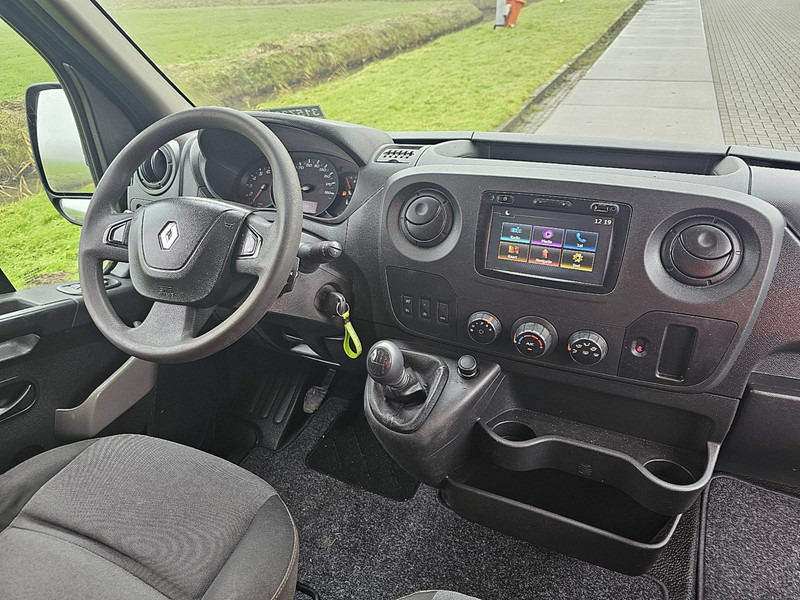 Interior photo 1: Avolava pakettiauto Renault Master 2.3 Open-Laadbak XXXL!