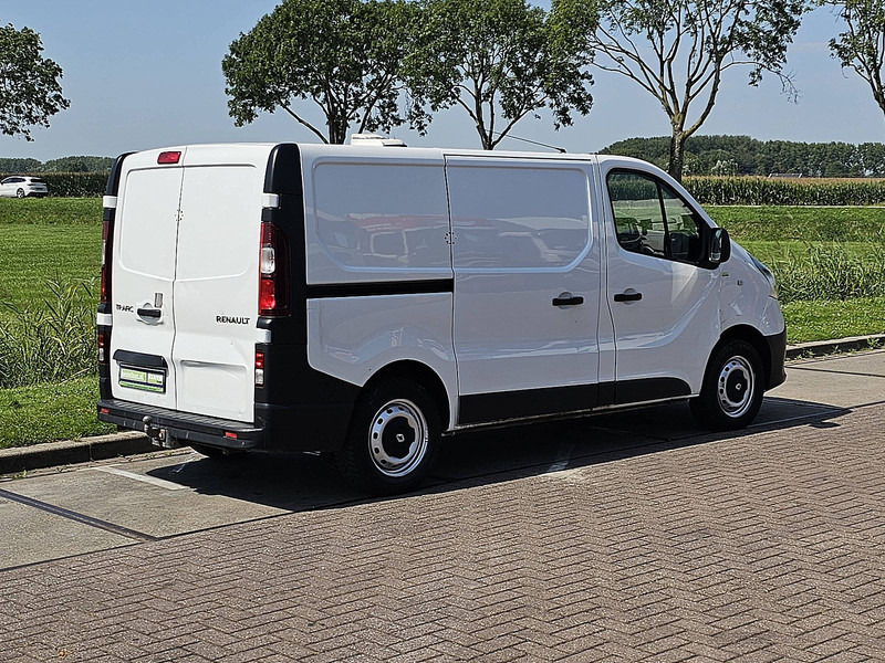 Renault Trafic 1.6 DCI 125 L1H1 - Pieni pakettiauto: kuva Renault Trafic 1.6 DCI 125 L1H1 - Pieni pakettiauto Renault Trafic 1.6 DCI 125 L1H1 - Pieni pakettiauto: kuva Renault Trafic 1.6 DCI 125 L1H1 - Pieni pakettiauto