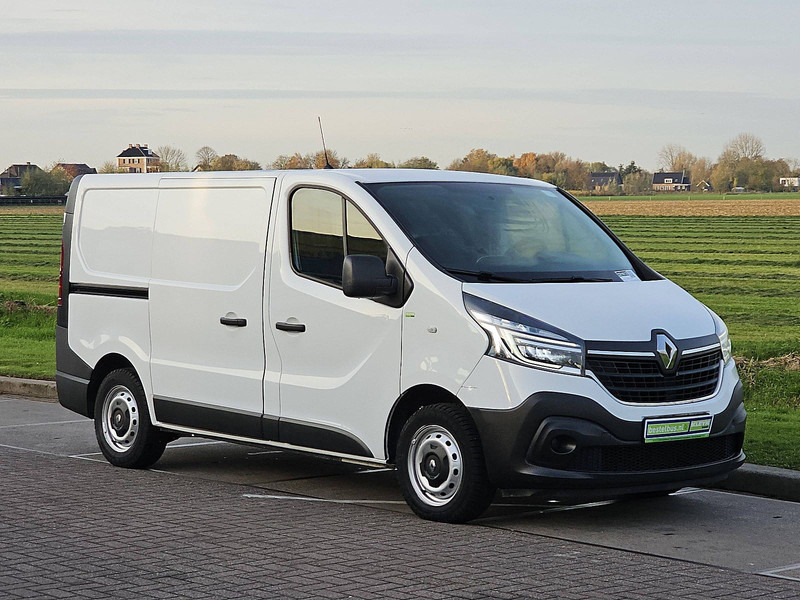 Renault Trafic 1.6 DCI ac bluetooth EURO6 - Pieni pakettiauto: kuva Renault Trafic 1.6 DCI ac bluetooth EURO6 - Pieni pakettiauto Renault Trafic 1.6 DCI ac bluetooth EURO6 - Pieni pakettiauto: kuva Renault Trafic 1.6 DCI ac bluetooth EURO6 - Pieni pakettiauto