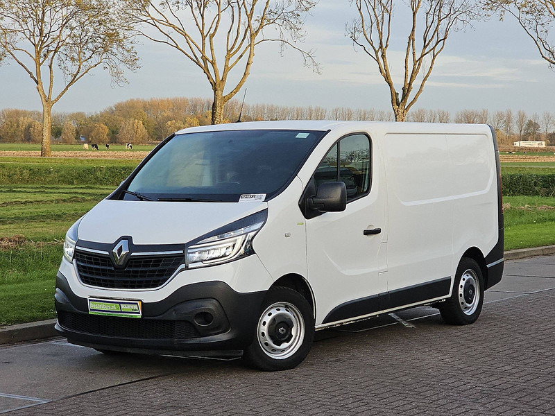Renault Trafic 1.6 DCI ac bluetooth EURO6 - Pieni pakettiauto: kuva Renault Trafic 1.6 DCI ac bluetooth EURO6 - Pieni pakettiauto Renault Trafic 1.6 DCI ac bluetooth EURO6 - Pieni pakettiauto: kuva Renault Trafic 1.6 DCI ac bluetooth EURO6 - Pieni pakettiauto