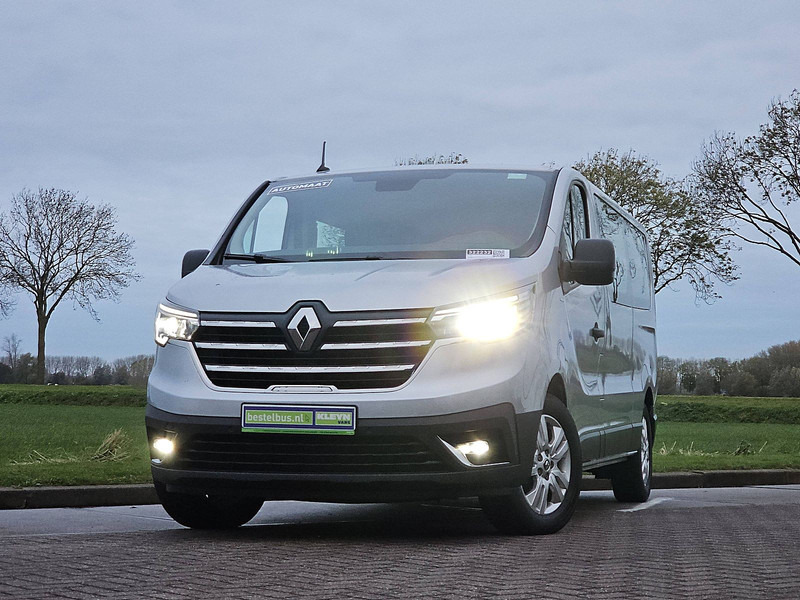 Renault Trafic 2.0 DCI ac aut. 8 pers EURO6 - Minibussi, Pikkubussi: kuva Renault Trafic 2.0 DCI ac aut. 8 pers EURO6 - Minibussi, Pikkubussi Renault Trafic 2.0 DCI ac aut. 8 pers EURO6 - Minibussi, Pikkubussi: kuva Renault Trafic 2.0 DCI ac aut. 8 pers EURO6 - Minibussi, Pikkubussi