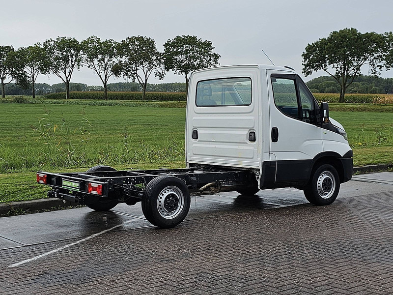Iveco Daily 35 S 12 CHASSIS - Tavara-auto: kuva Iveco Daily 35 S 12 CHASSIS - Tavara-auto Iveco Daily 35 S 12 CHASSIS - Tavara-auto: kuva Iveco Daily 35 S 12 CHASSIS - Tavara-auto