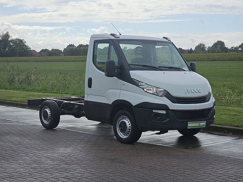 Iveco Daily 35 S 12 CHASSIS - Tavara-auto: kuva Iveco Daily 35 S 12 CHASSIS - Tavara-auto Iveco Daily 35 S 12 CHASSIS - Tavara-auto: kuva Iveco Daily 35 S 12 CHASSIS - Tavara-auto
