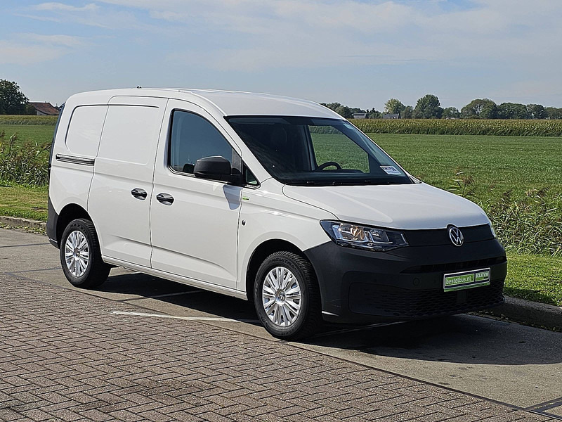 Volkswagen Caddy 2.0 L1 102PK Euro6 AC! - Jakeluauto: kuva Volkswagen Caddy 2.0 L1 102PK Euro6 AC! - Jakeluauto Volkswagen Caddy 2.0 L1 102PK Euro6 AC! - Jakeluauto: kuva Volkswagen Caddy 2.0 L1 102PK Euro6 AC! - Jakeluauto