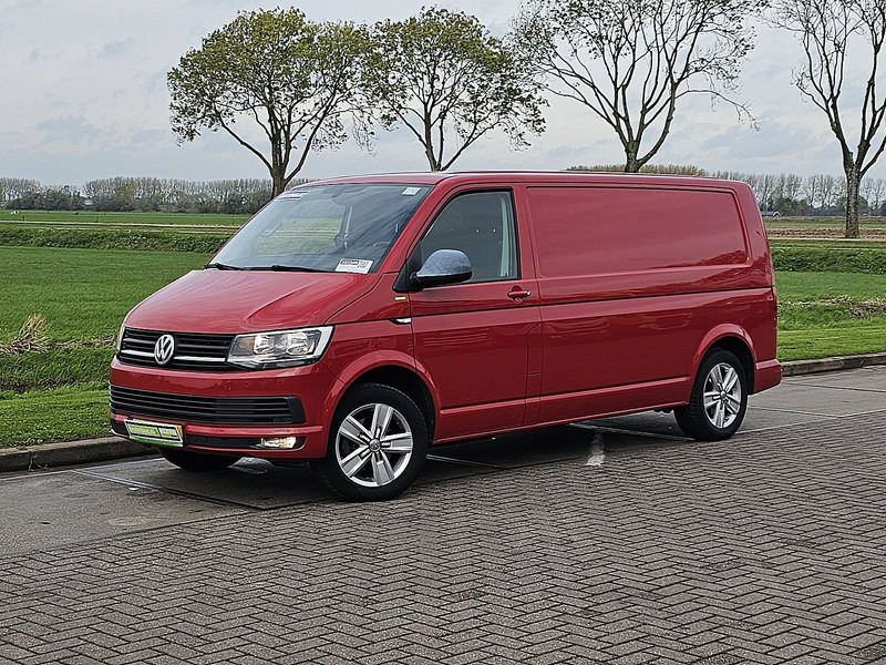 Volkswagen Transporter 2.0 TDI 150 AUT. EDITION L2 - Pieni pakettiauto: kuva Volkswagen Transporter 2.0 TDI 150 AUT. EDITION L2 - Pieni pakettiauto Volkswagen Transporter 2.0 TDI 150 AUT. EDITION L2 - Pieni pakettiauto: kuva Volkswagen Transporter 2.0 TDI 150 AUT. EDITION L2 - Pieni pakettiauto