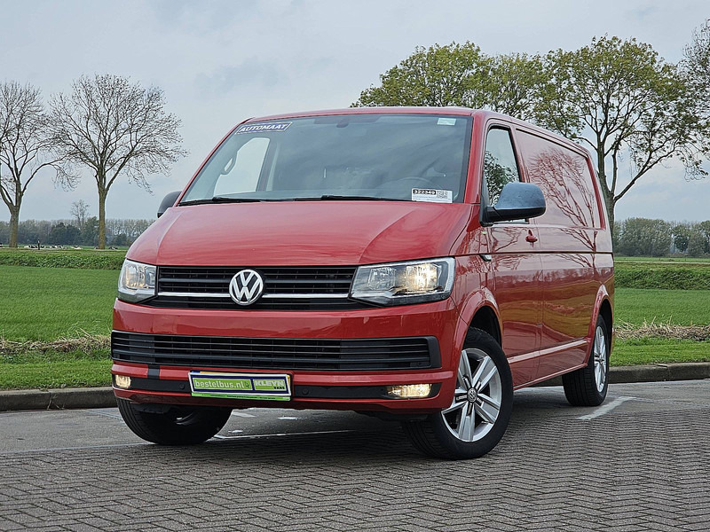 Volkswagen Transporter 2.0 TDI 150 AUT. EDITION L2 - Pieni pakettiauto: kuva Volkswagen Transporter 2.0 TDI 150 AUT. EDITION L2 - Pieni pakettiauto Volkswagen Transporter 2.0 TDI 150 AUT. EDITION L2 - Pieni pakettiauto: kuva Volkswagen Transporter 2.0 TDI 150 AUT. EDITION L2 - Pieni pakettiauto