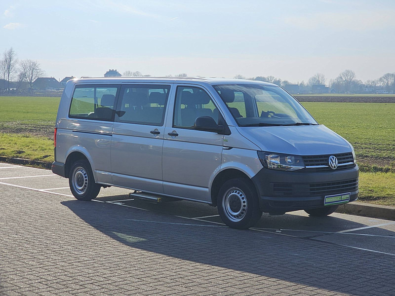 Volkswagen Transporter 2.0 TDI L2 KOMBI 8+1 Euro6! - Minibussi, Pikkubussi: kuva Volkswagen Transporter 2.0 TDI L2 KOMBI 8+1 Euro6! - Minibussi, Pikkubussi Volkswagen Transporter 2.0 TDI L2 KOMBI 8+1 Euro6! - Minibussi, Pikkubussi: kuva Volkswagen Transporter 2.0 TDI L2 KOMBI 8+1 Euro6! - Minibussi, Pikkubussi