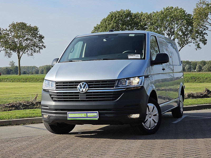 Volkswagen Transporter 2.0 TDI ac lang EURO6 - Pieni pakettiauto: kuva Volkswagen Transporter 2.0 TDI ac lang EURO6 - Pieni pakettiauto Volkswagen Transporter 2.0 TDI ac lang EURO6 - Pieni pakettiauto: kuva Volkswagen Transporter 2.0 TDI ac lang EURO6 - Pieni pakettiauto