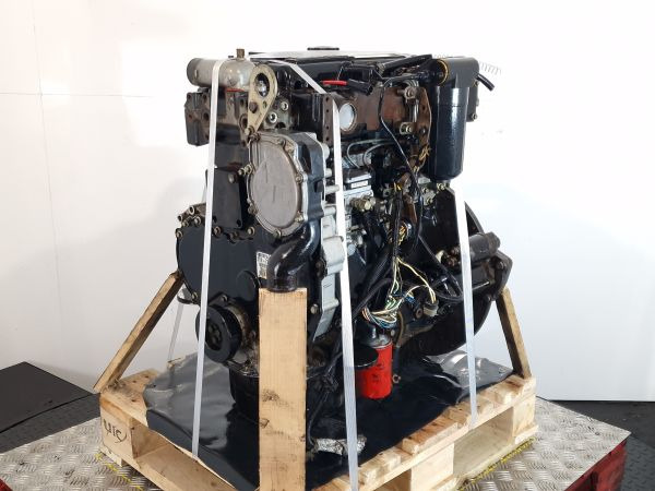 Moottori - Rakennuskoneet Caterpillar/Perkins 3054E Engine (Plant): kuva Moottori - Rakennuskoneet Caterpillar/Perkins 3054E Engine (Plant)