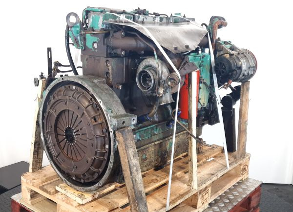 Cummins  6CTAA Bus Spec Engine (Bus) - Moottori: kuva  Cummins  6CTAA Bus Spec Engine (Bus) - Moottori Cummins  6CTAA Bus Spec Engine (Bus) - Moottori: kuva  Cummins  6CTAA Bus Spec Engine (Bus) - Moottori