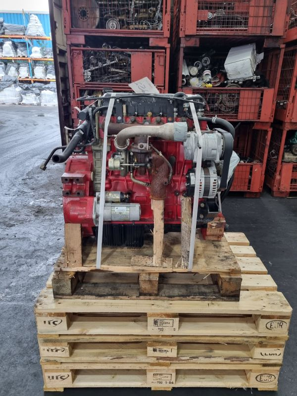 Cummins ISF3.8s5141 Engine - Moottori: kuva  Cummins ISF3.8s5141 Engine - Moottori Cummins ISF3.8s5141 Engine - Moottori: kuva  Cummins ISF3.8s5141 Engine - Moottori