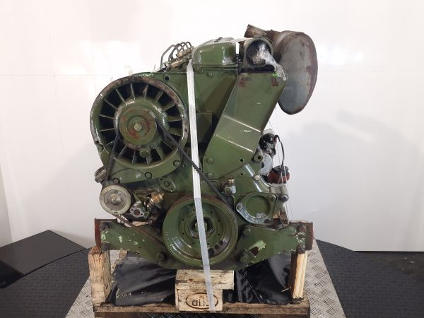 Deutz F4L912 Engine (Industrial) - Moottori - Teollisuuden kone: kuva Deutz F4L912 Engine (Industrial) - Moottori - Teollisuuden kone Deutz F4L912 Engine (Industrial) - Moottori - Teollisuuden kone: kuva Deutz F4L912 Engine (Industrial) - Moottori - Teollisuuden kone
