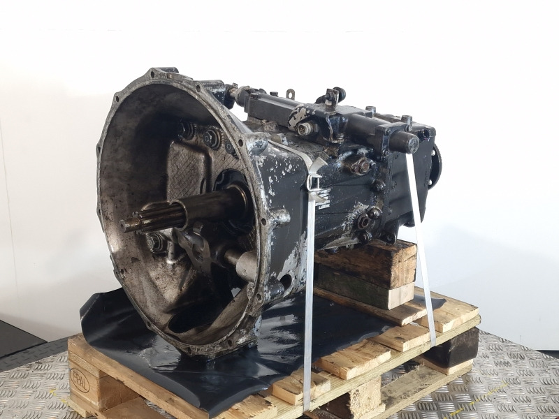 Eaton FSO/5206B V Y05192 Gearbox - Vaihdelaatikko: kuva Eaton FSO/5206B V Y05192 Gearbox - Vaihdelaatikko Eaton FSO/5206B V Y05192 Gearbox - Vaihdelaatikko: kuva Eaton FSO/5206B V Y05192 Gearbox - Vaihdelaatikko