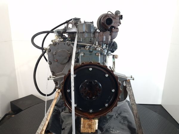 Iveco/Cummins F4BE0684A*D401 Engine (Plant) - Moottori - Rakennuskoneet: kuva  Iveco/Cummins F4BE0684A*D401 Engine (Plant) - Moottori - Rakennuskoneet Iveco/Cummins F4BE0684A*D401 Engine (Plant) - Moottori - Rakennuskoneet: kuva  Iveco/Cummins F4BE0684A*D401 Engine (Plant) - Moottori - Rakennuskoneet