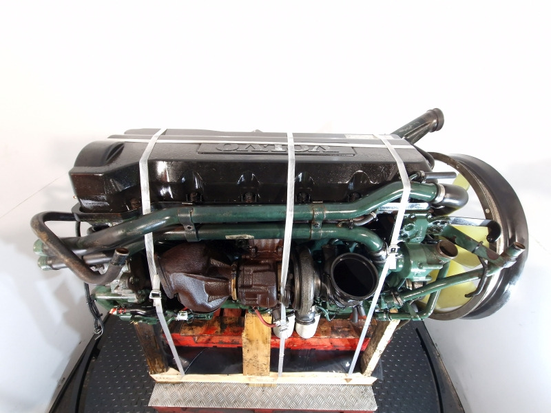 Moottori - Kuorma-auto Volvo D11C450-EU V Engine (Truck): kuva Moottori - Kuorma-auto Volvo D11C450-EU V Engine (Truck) Moottori - Kuorma-auto Volvo D11C450-EU V Engine (Truck): kuva Moottori - Kuorma-auto Volvo D11C450-EU V Engine (Truck)