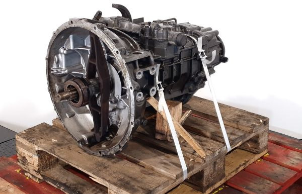 ZF 6S800TO MAN Spec Gearbox 2011 - Vaihdelaatikko: kuva ZF 6S800TO MAN Spec Gearbox 2011 - Vaihdelaatikko ZF 6S800TO MAN Spec Gearbox 2011 - Vaihdelaatikko: kuva ZF 6S800TO MAN Spec Gearbox 2011 - Vaihdelaatikko