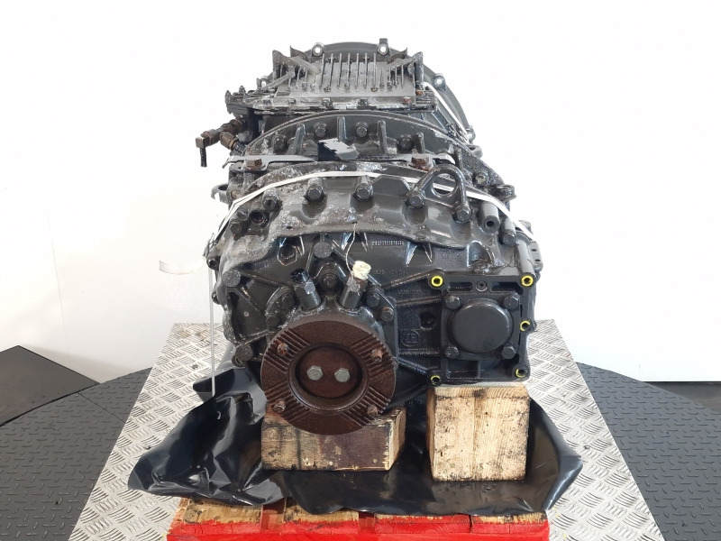 ZF Astronic 12AS1420TO Gearbox - Vaihdelaatikko: kuva ZF Astronic 12AS1420TO Gearbox - Vaihdelaatikko ZF Astronic 12AS1420TO Gearbox - Vaihdelaatikko: kuva ZF Astronic 12AS1420TO Gearbox - Vaihdelaatikko