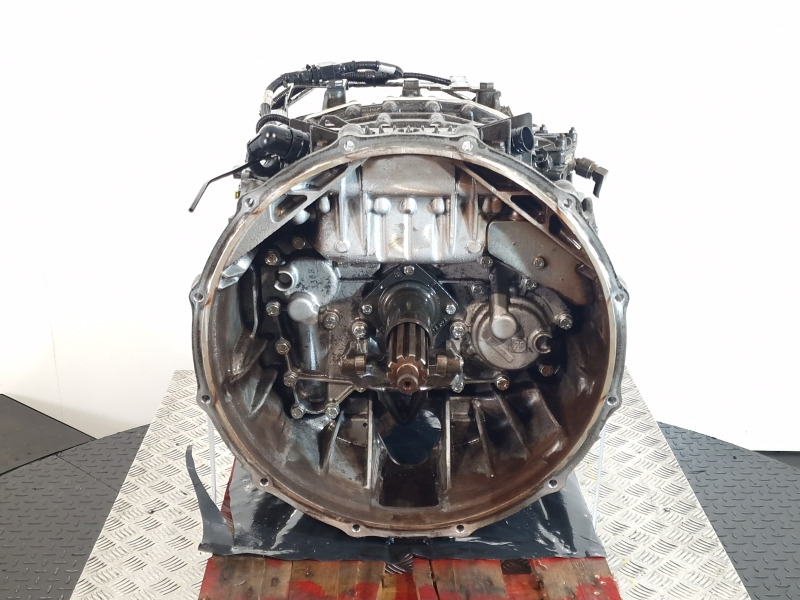 ZF Astronic 12AS2330TD Gearbox - Vaihdelaatikko: kuva  ZF Astronic 12AS2330TD Gearbox - Vaihdelaatikko ZF Astronic 12AS2330TD Gearbox - Vaihdelaatikko: kuva  ZF Astronic 12AS2330TD Gearbox - Vaihdelaatikko