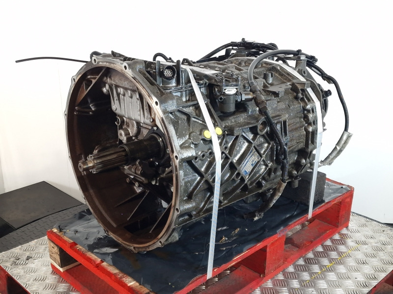 ZF Astronic 12AS2330TD Gearbox - Vaihdelaatikko: kuva ZF Astronic 12AS2330TD Gearbox - Vaihdelaatikko ZF Astronic 12AS2330TD Gearbox - Vaihdelaatikko: kuva ZF Astronic 12AS2330TD Gearbox - Vaihdelaatikko