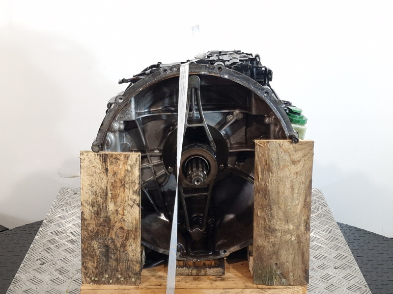 ZF Astronic Lite 6AS800TO Iveco Spec Gearbox - Vaihdelaatikko: kuva ZF Astronic Lite 6AS800TO Iveco Spec Gearbox - Vaihdelaatikko ZF Astronic Lite 6AS800TO Iveco Spec Gearbox - Vaihdelaatikko: kuva ZF Astronic Lite 6AS800TO Iveco Spec Gearbox - Vaihdelaatikko