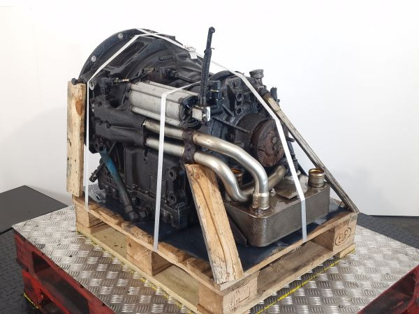 ZF Ecomat 2 6HP602C Gearbox - Vaihdelaatikko: kuva ZF Ecomat 2 6HP602C Gearbox - Vaihdelaatikko ZF Ecomat 2 6HP602C Gearbox - Vaihdelaatikko: kuva ZF Ecomat 2 6HP602C Gearbox - Vaihdelaatikko
