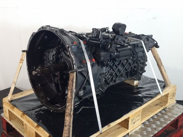 ZF New Ecosplit 16S 2220 TD Gearbox - Vaihdelaatikko: kuva  ZF New Ecosplit 16S 2220 TD Gearbox - Vaihdelaatikko ZF New Ecosplit 16S 2220 TD Gearbox - Vaihdelaatikko: kuva  ZF New Ecosplit 16S 2220 TD Gearbox - Vaihdelaatikko