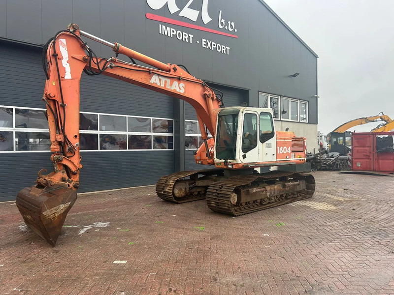 Atlas 1604LC - Telakaivukone: kuva Atlas 1604LC - Telakaivukone Atlas 1604LC - Telakaivukone: kuva Atlas 1604LC - Telakaivukone