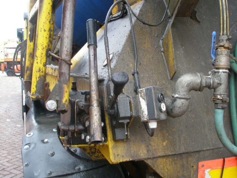 De Buf mixer - Betonin kuljetus puoliperävaunu: kuva De Buf mixer - Betonin kuljetus puoliperävaunu De Buf mixer - Betonin kuljetus puoliperävaunu: kuva De Buf mixer - Betonin kuljetus puoliperävaunu