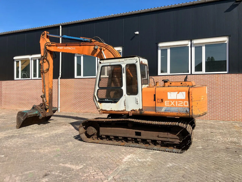 Fiat Hitachi EX120 - Telakaivukone: kuva Fiat Hitachi EX120 - Telakaivukone Fiat Hitachi EX120 - Telakaivukone: kuva Fiat Hitachi EX120 - Telakaivukone