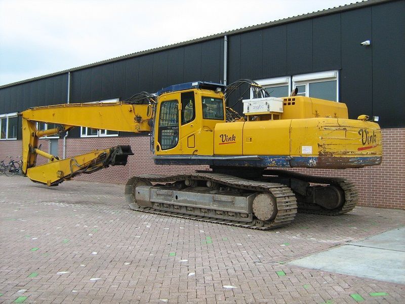 Komatsu PC 450HRD-8 - Telakaivukone: kuva Komatsu PC 450HRD-8 - Telakaivukone Komatsu PC 450HRD-8 - Telakaivukone: kuva Komatsu PC 450HRD-8 - Telakaivukone