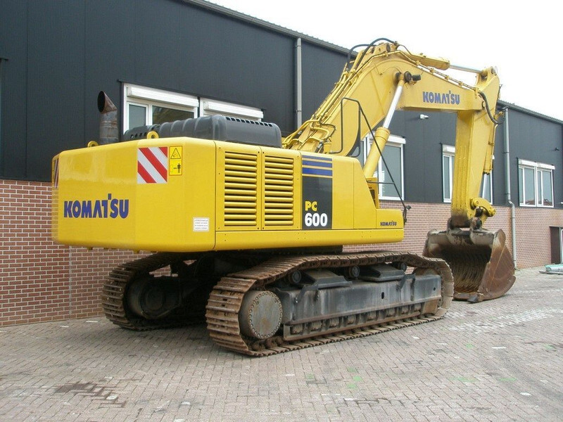 Komatsu PC 600LC-7K - Telakaivukone: kuva Komatsu PC 600LC-7K - Telakaivukone Komatsu PC 600LC-7K - Telakaivukone: kuva Komatsu PC 600LC-7K - Telakaivukone