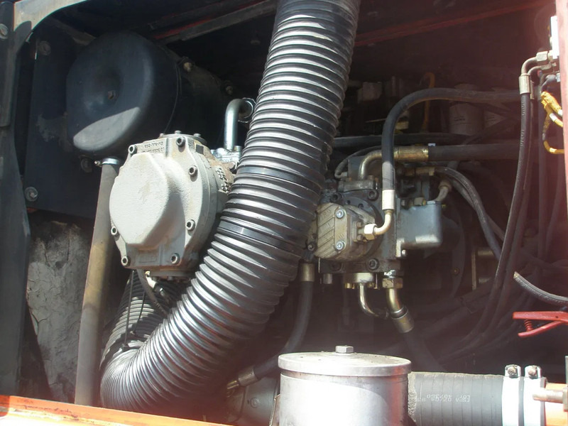 Liebherr R944B HDV - Telakaivukone: kuva Liebherr R944B HDV - Telakaivukone Liebherr R944B HDV - Telakaivukone: kuva Liebherr R944B HDV - Telakaivukone