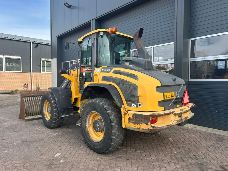 Volvo L45G - Pyöräkuormaaja: kuva Volvo L45G - Pyöräkuormaaja Volvo L45G - Pyöräkuormaaja: kuva Volvo L45G - Pyöräkuormaaja