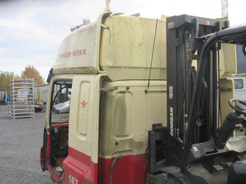 DAF DAF CF 410 EURO 6 CABINE VOOR PART DONOR - Ohjaamo ja sisustus - Kuorma-auto: kuva DAF DAF CF 410 EURO 6 CABINE VOOR PART DONOR - Ohjaamo ja sisustus - Kuorma-auto DAF DAF CF 410 EURO 6 CABINE VOOR PART DONOR - Ohjaamo ja sisustus - Kuorma-auto: kuva DAF DAF CF 410 EURO 6 CABINE VOOR PART DONOR - Ohjaamo ja sisustus - Kuorma-auto