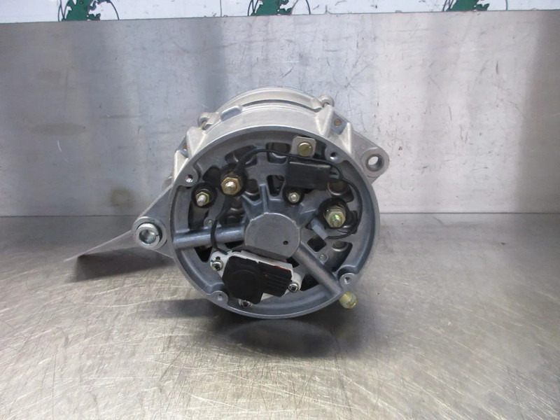 Iveco 0 120 689 524 BOSCH DYNAMO IVECO EURO 2 NIEUWE OP VOORRAAD - Generaattori - Kuorma-auto: kuva Iveco 0 120 689 524 BOSCH DYNAMO IVECO EURO 2 NIEUWE OP VOORRAAD - Generaattori - Kuorma-auto Iveco 0 120 689 524 BOSCH DYNAMO IVECO EURO 2 NIEUWE OP VOORRAAD - Generaattori - Kuorma-auto: kuva Iveco 0 120 689 524 BOSCH DYNAMO IVECO EURO 2 NIEUWE OP VOORRAAD - Generaattori - Kuorma-auto