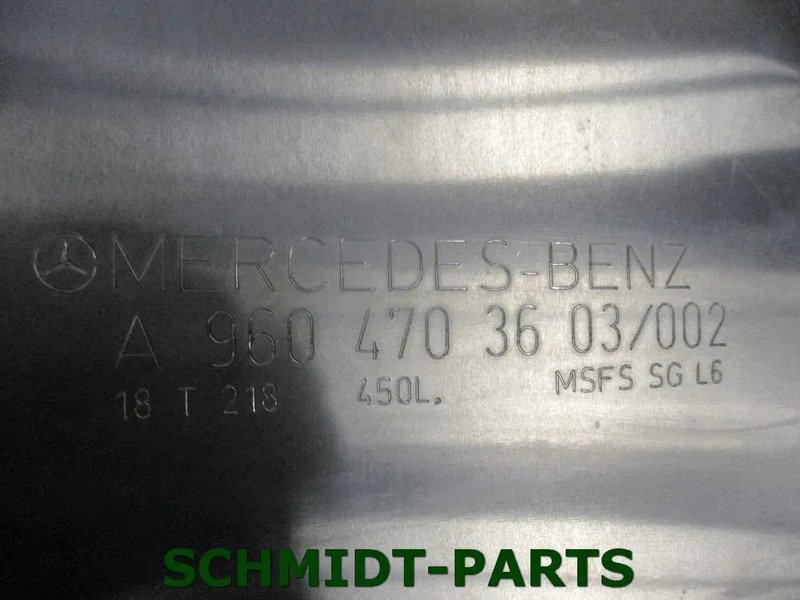 Mercedes-Benz A 960 470 36 03 DIESELTANK NIEUWE 10 X OP VOORRAAD MERCEDES ACTROS - Polttoainetankki - Kuorma-auto: kuva Mercedes-Benz A 960 470 36 03 DIESELTANK NIEUWE 10 X OP VOORRAAD MERCEDES ACTROS - Polttoainetankki - Kuorma-auto Mercedes-Benz A 960 470 36 03 DIESELTANK NIEUWE 10 X OP VOORRAAD MERCEDES ACTROS - Polttoainetankki - Kuorma-auto: kuva Mercedes-Benz A 960 470 36 03 DIESELTANK NIEUWE 10 X OP VOORRAAD MERCEDES ACTROS - Polttoainetankki - Kuorma-auto