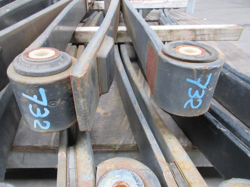 Mercedes-Benz A 967 320 11 06 BLADVEER ACHTE 2'BLADS ATEGO EURO 6 - Jousiripustin - Kuorma-auto: kuva Mercedes-Benz A 967 320 11 06 BLADVEER ACHTE 2'BLADS ATEGO EURO 6 - Jousiripustin - Kuorma-auto Mercedes-Benz A 967 320 11 06 BLADVEER ACHTE 2'BLADS ATEGO EURO 6 - Jousiripustin - Kuorma-auto: kuva Mercedes-Benz A 967 320 11 06 BLADVEER ACHTE 2'BLADS ATEGO EURO 6 - Jousiripustin - Kuorma-auto