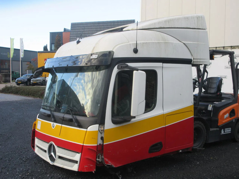 Mercedes-Benz MERCEDES 1842 CABINE MODEL 2018 MP4 - Ohjaamo ja sisustus - Kuorma-auto: kuva Mercedes-Benz MERCEDES 1842 CABINE MODEL 2018 MP4 - Ohjaamo ja sisustus - Kuorma-auto Mercedes-Benz MERCEDES 1842 CABINE MODEL 2018 MP4 - Ohjaamo ja sisustus - Kuorma-auto: kuva Mercedes-Benz MERCEDES 1842 CABINE MODEL 2018 MP4 - Ohjaamo ja sisustus - Kuorma-auto