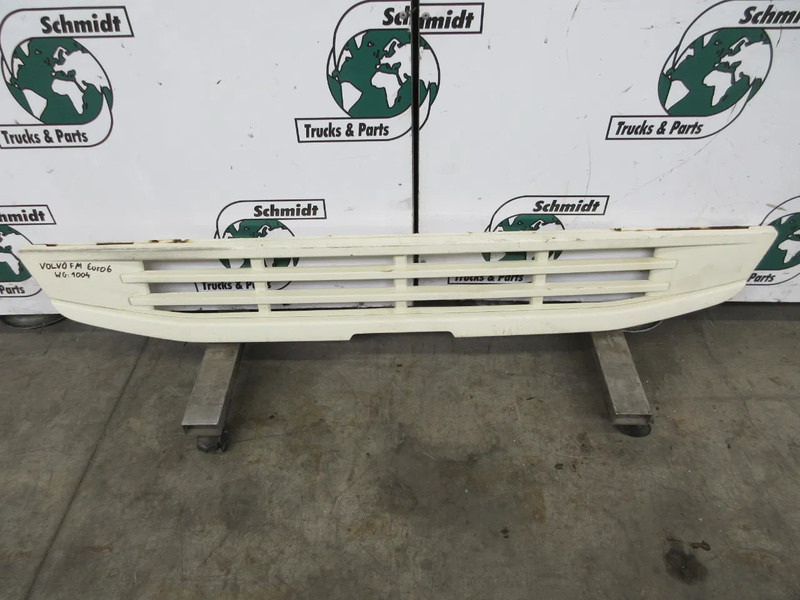 Volvo 23720279 // 82419435 ONDER GRILL VOLVO FM 370 MODEL 2018 - Jäähdyttimen säleikkö - Kuorma-auto: kuva Volvo 23720279 // 82419435 ONDER GRILL VOLVO FM 370 MODEL 2018 - Jäähdyttimen säleikkö - Kuorma-auto Volvo 23720279 // 82419435 ONDER GRILL VOLVO FM 370 MODEL 2018 - Jäähdyttimen säleikkö - Kuorma-auto: kuva Volvo 23720279 // 82419435 ONDER GRILL VOLVO FM 370 MODEL 2018 - Jäähdyttimen säleikkö - Kuorma-auto