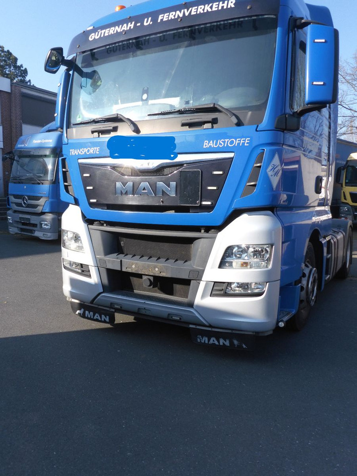 MAN TGX 18.440  Top Zustand Reifen 70 %  grossesHaus - Vetopöytäauto: kuva  MAN TGX 18.440  Top Zustand Reifen 70 %  grossesHaus - Vetopöytäauto MAN TGX 18.440  Top Zustand Reifen 70 %  grossesHaus - Vetopöytäauto: kuva  MAN TGX 18.440  Top Zustand Reifen 70 %  grossesHaus - Vetopöytäauto