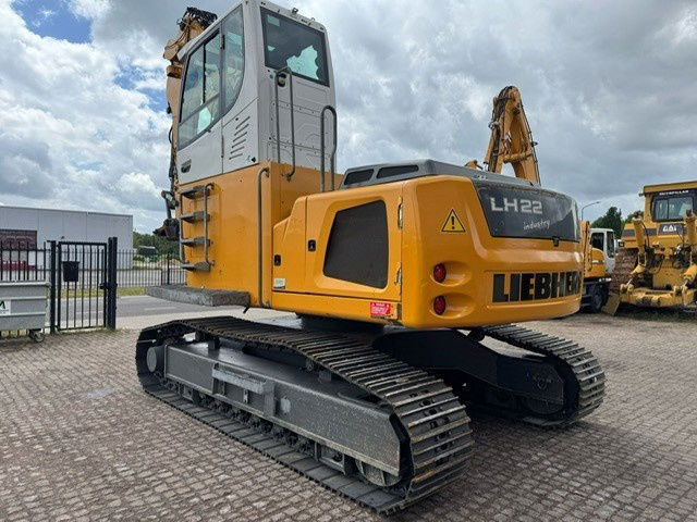 Liebherr LH 22 C Litronic 95 Rijwerk - Materiaalinkäsittelykone: kuva Liebherr LH 22 C Litronic 95 Rijwerk - Materiaalinkäsittelykone Liebherr LH 22 C Litronic 95 Rijwerk - Materiaalinkäsittelykone: kuva Liebherr LH 22 C Litronic 95 Rijwerk - Materiaalinkäsittelykone