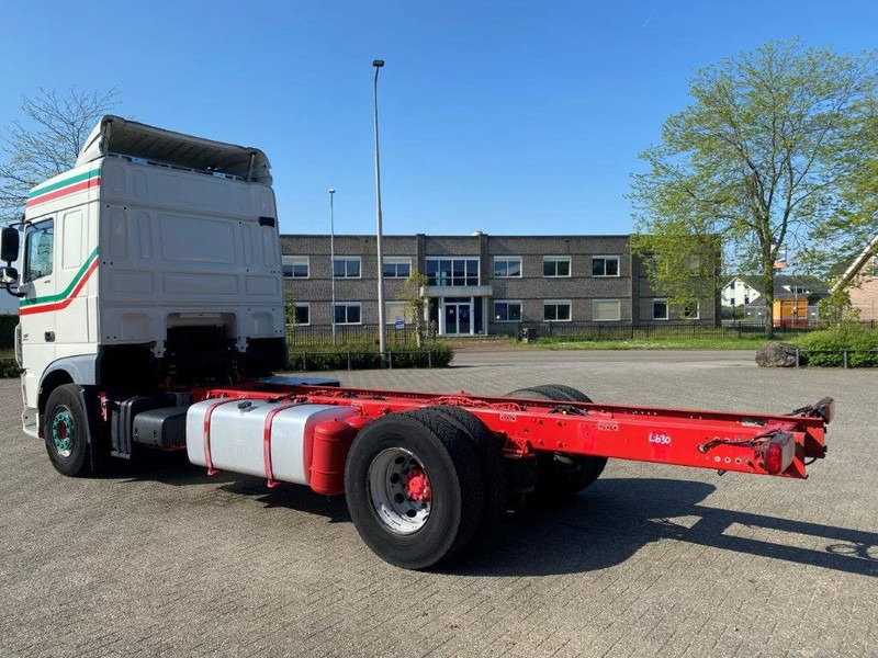 DAF XF106-460 / INTARDER / SPACE CAB / MANUAL / EURO-6 / 2015 - Kuorma-auto alusta: kuva DAF XF106-460 / INTARDER / SPACE CAB / MANUAL / EURO-6 / 2015 - Kuorma-auto alusta DAF XF106-460 / INTARDER / SPACE CAB / MANUAL / EURO-6 / 2015 - Kuorma-auto alusta: kuva DAF XF106-460 / INTARDER / SPACE CAB / MANUAL / EURO-6 / 2015 - Kuorma-auto alusta