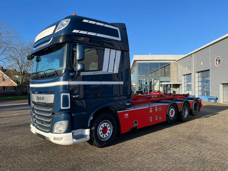 DAF XF106-530 8X2 / AJK HOOKLIFT 25000KG / 9 TON FRONT AXLE / NAVI / ONLY:612482 KM / SSC / AUTOMATIC / EURO-6 / 2019 - Koukkulava kuorma-auto: kuva DAF XF106-530 8X2 / AJK HOOKLIFT 25000KG / 9 TON FRONT AXLE / NAVI / ONLY:612482 KM / SSC / AUTOMATIC / EURO-6 / 2019 - Koukkulava kuorma-auto DAF XF106-530 8X2 / AJK HOOKLIFT 25000KG / 9 TON FRONT AXLE / NAVI / ONLY:612482 KM / SSC / AUTOMATIC / EURO-6 / 2019 - Koukkulava kuorma-auto: kuva DAF XF106-530 8X2 / AJK HOOKLIFT 25000KG / 9 TON FRONT AXLE / NAVI / ONLY:612482 KM / SSC / AUTOMATIC / EURO-6 / 2019 - Koukkulava kuorma-auto