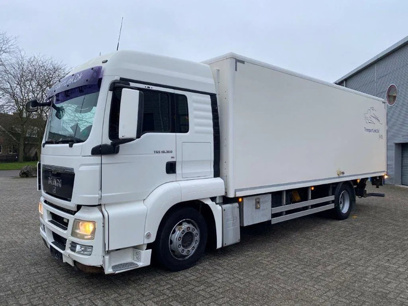 MAN TGS18.360 / HEATED BOX / FULL-AIR / PLATFORM / ONLY:392217 KM / MANUAL / EURO-4 / 2008 - Umpikori kuorma-auto: kuva MAN TGS18.360 / HEATED BOX / FULL-AIR / PLATFORM / ONLY:392217 KM / MANUAL / EURO-4 / 2008 - Umpikori kuorma-auto MAN TGS18.360 / HEATED BOX / FULL-AIR / PLATFORM / ONLY:392217 KM / MANUAL / EURO-4 / 2008 - Umpikori kuorma-auto: kuva MAN TGS18.360 / HEATED BOX / FULL-AIR / PLATFORM / ONLY:392217 KM / MANUAL / EURO-4 / 2008 - Umpikori kuorma-auto