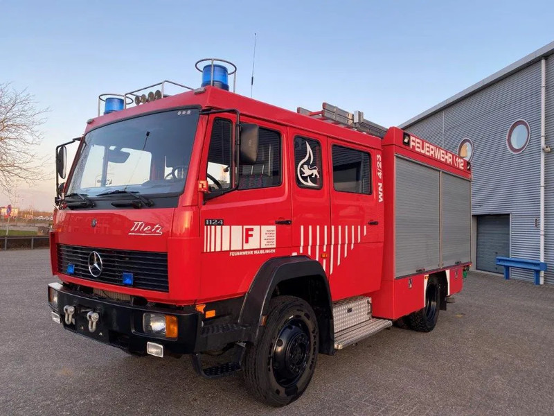Mercedes-Benz 1124 AF / 4X4 / GERMAN TRUCK / WATERTANK 2400 LITER+POMP / GOOD CONDITION / ONLY:25235 KM / MARGE / MANUAL / 1996 - Paloauto: kuva Mercedes-Benz 1124 AF / 4X4 / GERMAN TRUCK / WATERTANK 2400 LITER+POMP / GOOD CONDITION / ONLY:25235 KM / MARGE / MANUAL / 1996 - Paloauto Mercedes-Benz 1124 AF / 4X4 / GERMAN TRUCK / WATERTANK 2400 LITER+POMP / GOOD CONDITION / ONLY:25235 KM / MARGE / MANUAL / 1996 - Paloauto: kuva Mercedes-Benz 1124 AF / 4X4 / GERMAN TRUCK / WATERTANK 2400 LITER+POMP / GOOD CONDITION / ONLY:25235 KM / MARGE / MANUAL / 1996 - Paloauto