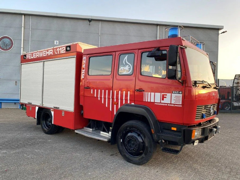 Mercedes-Benz 1124 AF / 4X4 / GERMAN TRUCK / WATERTANK 2400 LITER+POMP / GOOD CONDITION / ONLY:25235 KM / MARGE / MANUAL / 1996 - Paloauto: kuva Mercedes-Benz 1124 AF / 4X4 / GERMAN TRUCK / WATERTANK 2400 LITER+POMP / GOOD CONDITION / ONLY:25235 KM / MARGE / MANUAL / 1996 - Paloauto Mercedes-Benz 1124 AF / 4X4 / GERMAN TRUCK / WATERTANK 2400 LITER+POMP / GOOD CONDITION / ONLY:25235 KM / MARGE / MANUAL / 1996 - Paloauto: kuva Mercedes-Benz 1124 AF / 4X4 / GERMAN TRUCK / WATERTANK 2400 LITER+POMP / GOOD CONDITION / ONLY:25235 KM / MARGE / MANUAL / 1996 - Paloauto